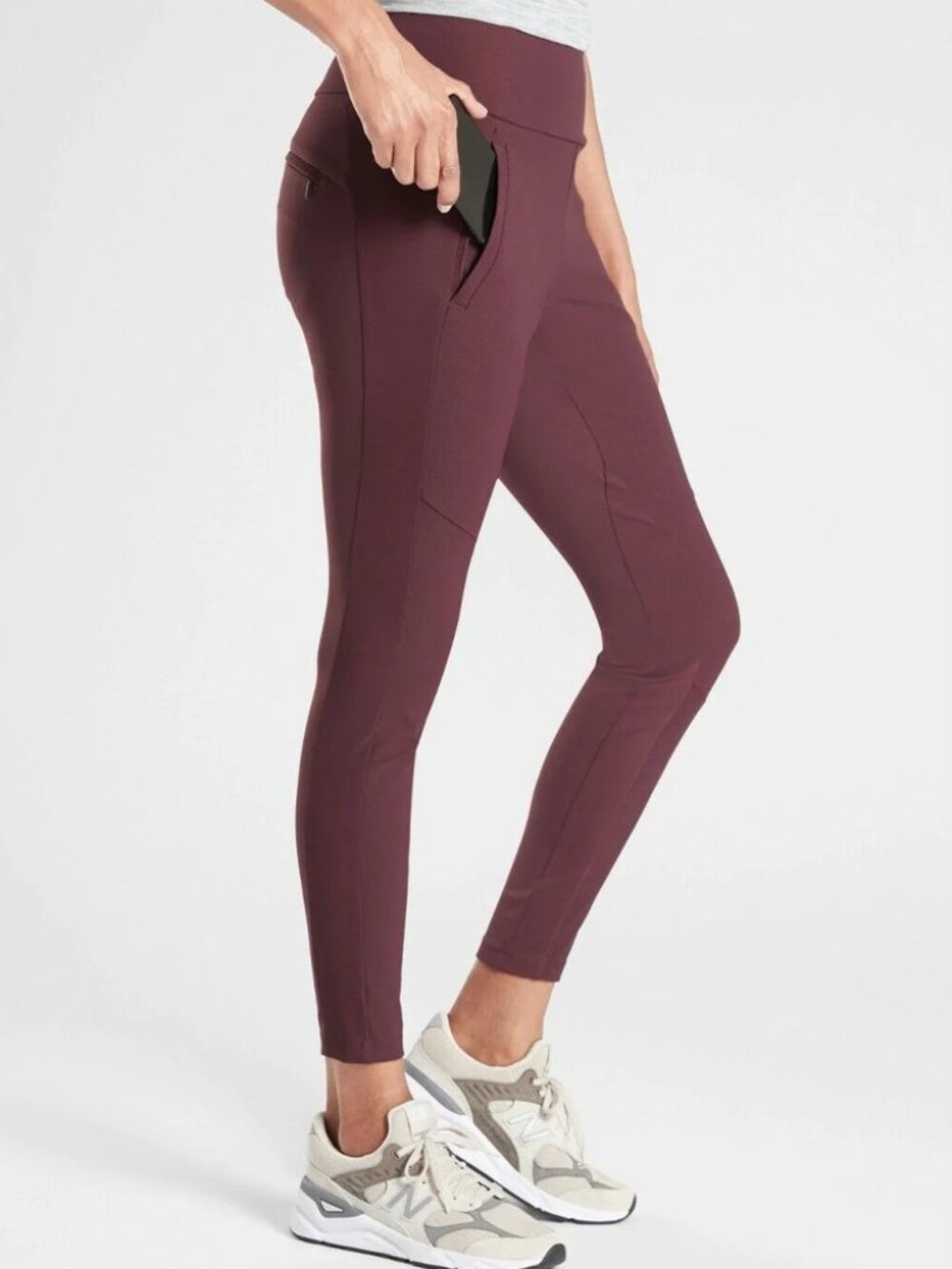 Athleta Headlands Hybrid Cargo Tight 12 Tall Spiced Cabernet Hiking Pants